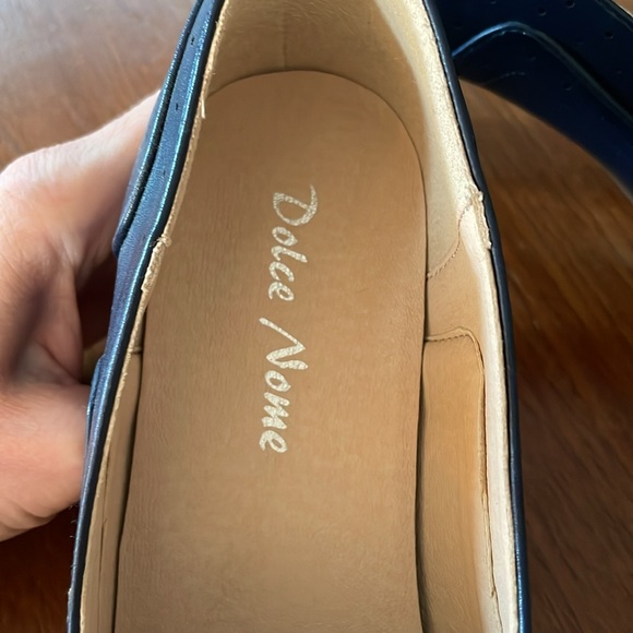 Dolce Nome Navy Blue Women's Heels, Size 39/8 - Picture 2 of 6